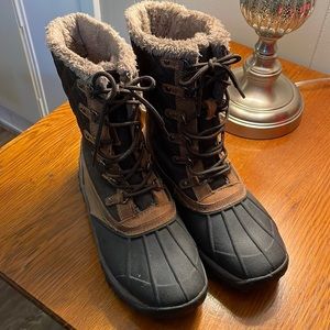 Propét Women's Blizzard Mid Brown Fashion Boots